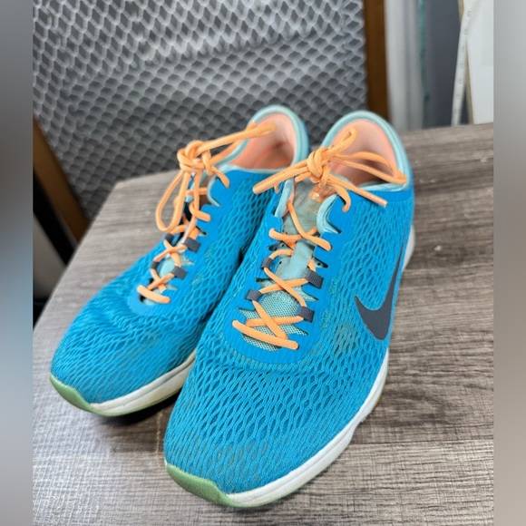 nike zoom running shoes  Size 7.5  Light Weight Running Trainers Blue Peach - Picture 5 of 9